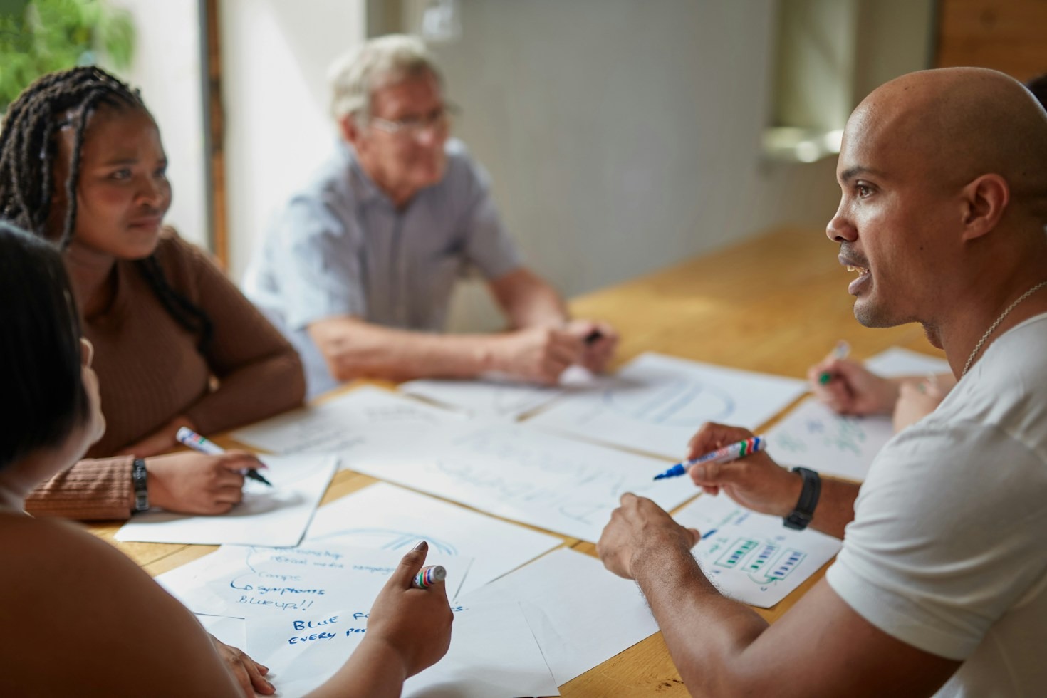 Cómo involucrarse activamente en las decisiones de tu comunidad